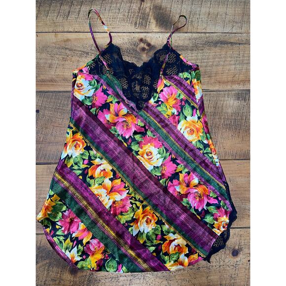 Womens Victorias Secret Floral Lace Pink Purple Chemise Nightie Gold Label Small - Picture 5 of 9